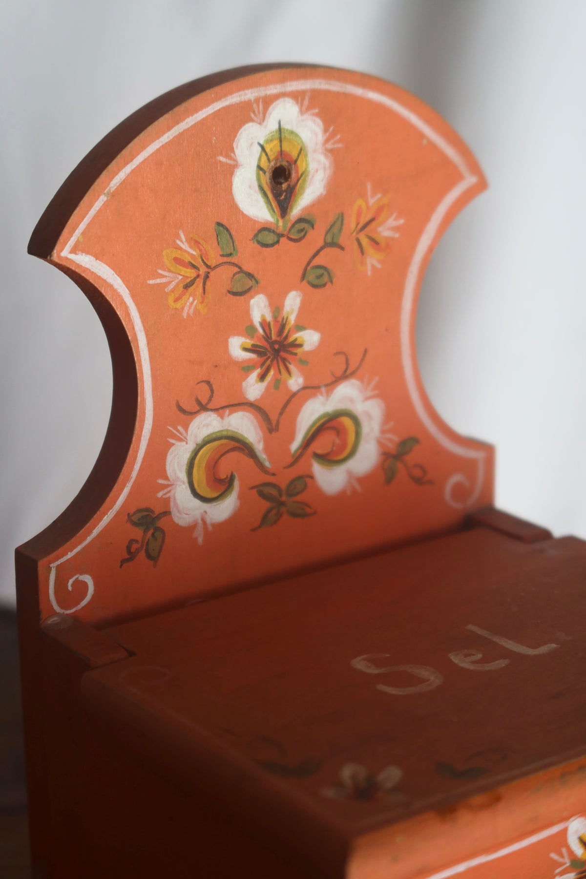 Hand painted folk sel box