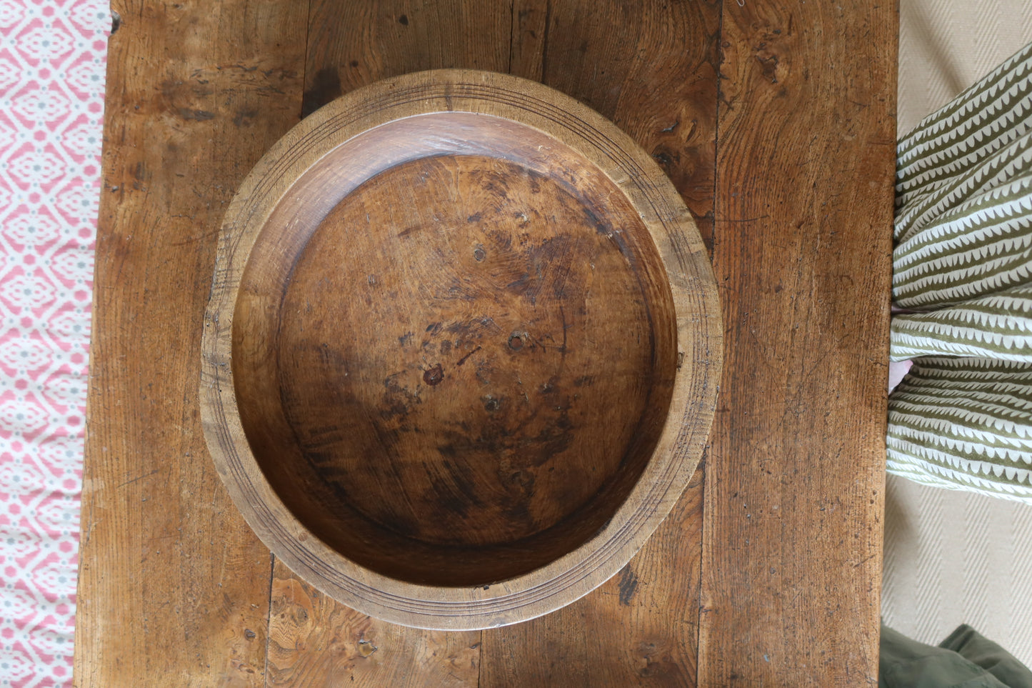 French 19th Century Provincial Elm Wood Decorative Bowl