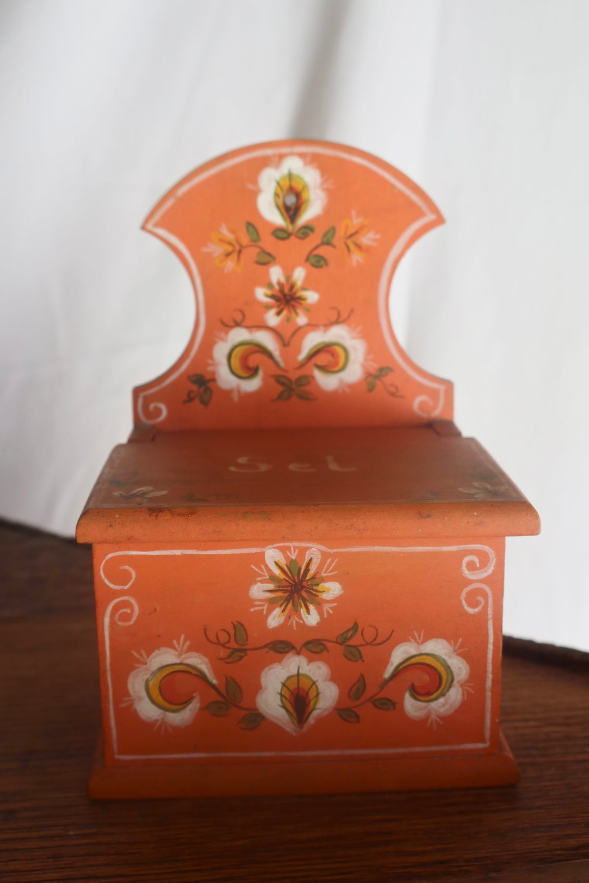 Hand painted folk sel box