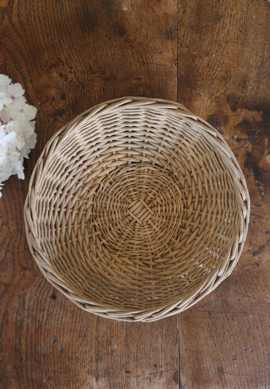 French vintage flat basket